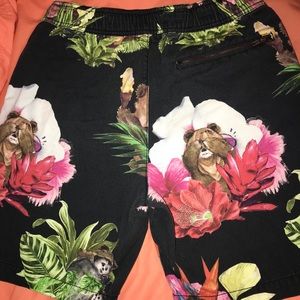 Men’s Star Wars Shorts 🌺